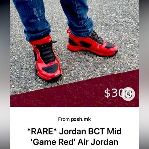 Barley worn 10.5 , rare , has one small scuff on front, no box